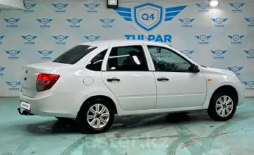 LADA (ВАЗ) Granta 2015 года за 2 400 000 тг. в Астана фото 2