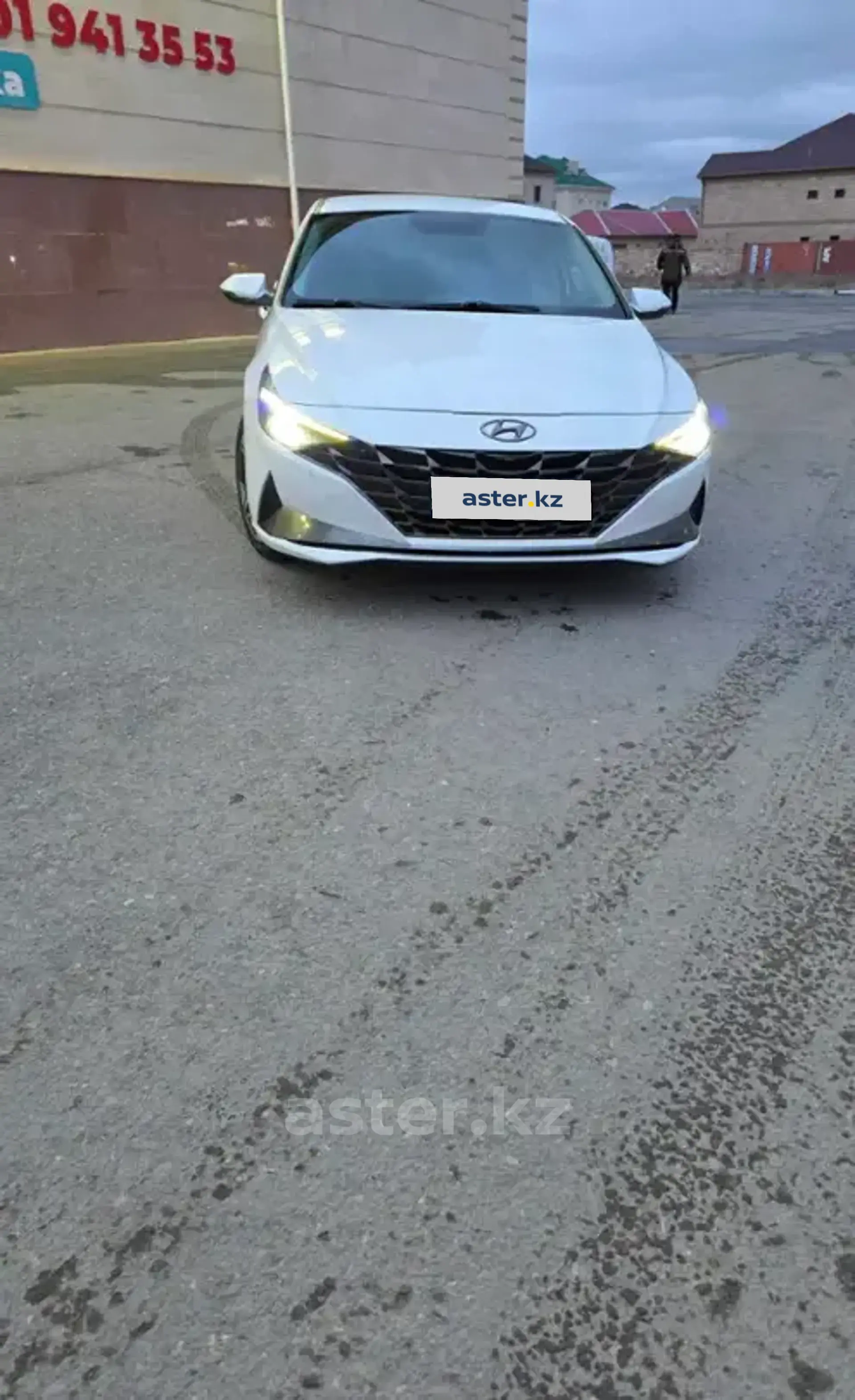 Hyundai Elantra 2021 года за 10 000 000 тг. в Актау фото 2