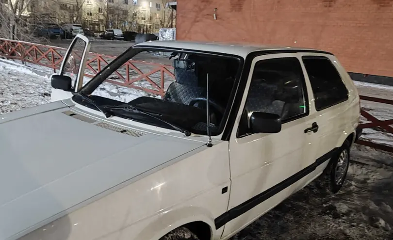 Volkswagen Golf 1990 года за 1 300 000 тг. в Астана