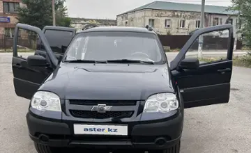 Chevrolet Niva 2015 года за 3 400 000 тг. в Экибастуз фото 1
