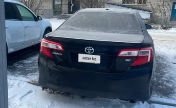 Toyota Camry 2014 года за 6 350 000 тг. в Уральск фото 4