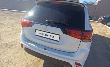 Mitsubishi Outlander 2022 года за 10 300 000 тг. в Караганда фото 4