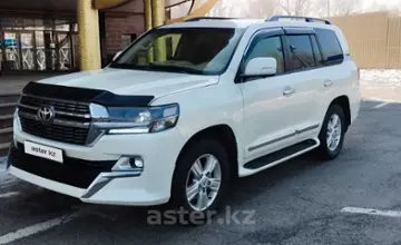 Toyota Land Cruiser 2015 года за 27 850 000 тг. в Алматы фото 1