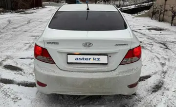 Hyundai Accent 2013 года за 3 000 000 тг. в Семей фото 4