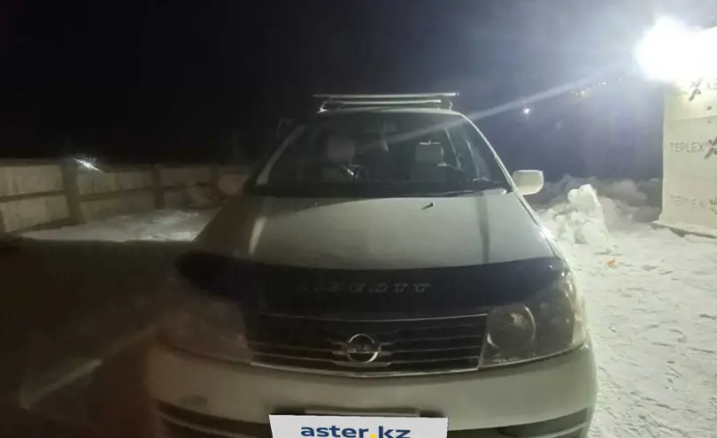 Nissan Liberty 2001 года за 2 700 000 тг. в Астана