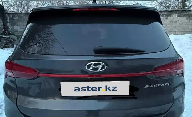 Hyundai Santa Fe 2021 года за 13 000 000 тг. в Алматы фото 3