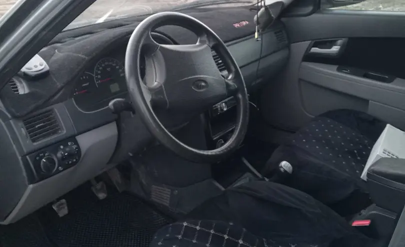 LADA (ВАЗ) Priora 2011 года за 1 500 000 тг. в Уральск фото 4