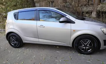 Chevrolet Aveo 2013 года за 3 300 000 тг. в Караганда фото 2