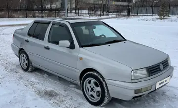 Volkswagen Vento 1992 года за 1 450 000 тг. в Караганда фото 3