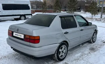 Volkswagen Vento 1992 года за 1 450 000 тг. в Караганда
