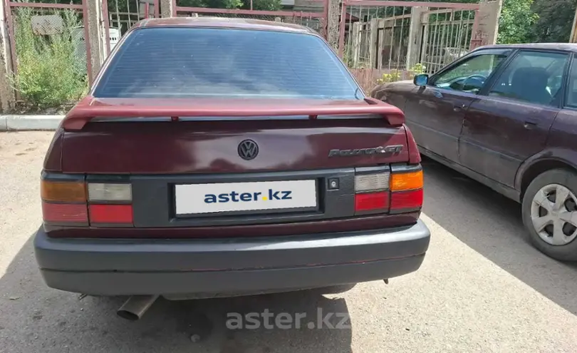 Volkswagen Passat 1990 года за 900 000 тг. в Караганда фото 3