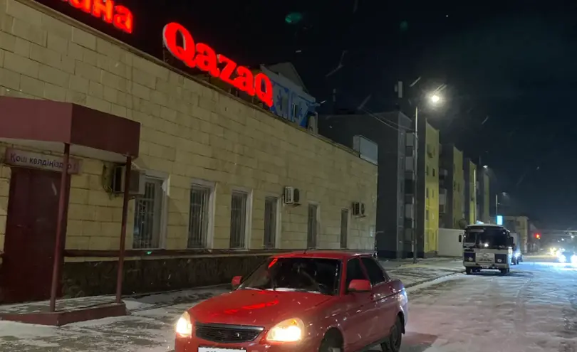 LADA (ВАЗ) Priora 2011 года за 1 600 000 тг. в Семей фото 2