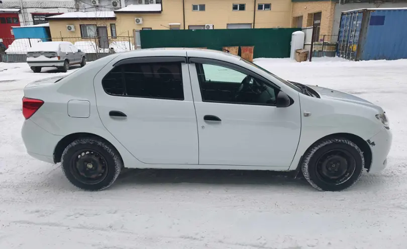 Renault Logan 2018 года за 3 200 000 тг. в Петропавловск фото 4