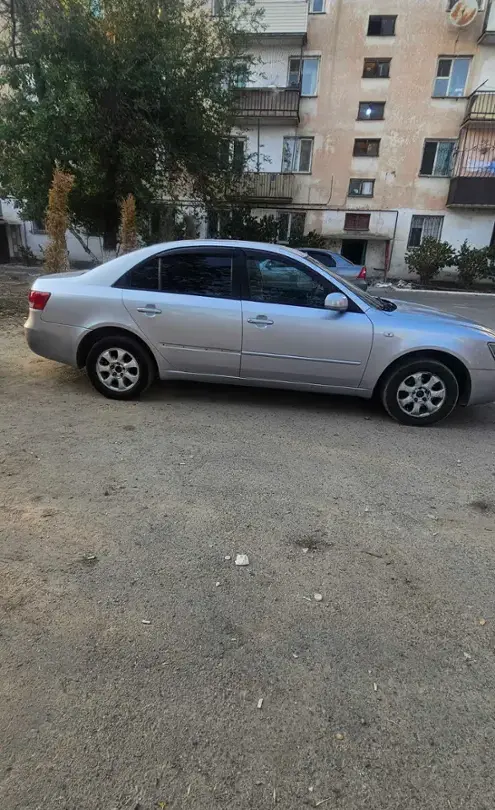 Hyundai Sonata 2005 года за 2 500 000 тг. в Тараз фото 2