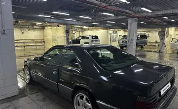 Mercedes-Benz E-Класс 1993 года за 2 000 000 тг. в Астана
