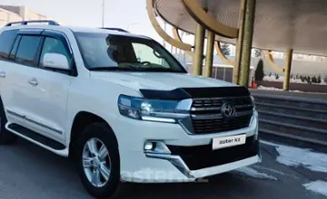 Toyota Land Cruiser 2015 года за 27 850 000 тг. в Алматы фото 2