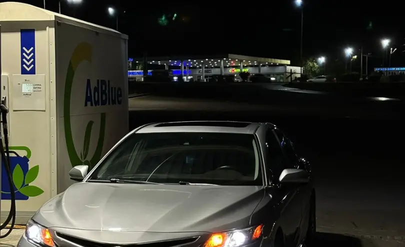 Toyota Camry 2019 года за 13 950 000 тг. в Алматы