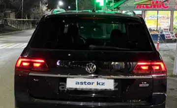 Volkswagen Atlas 2017 года за 17 500 000 тг. в Алматы фото 3