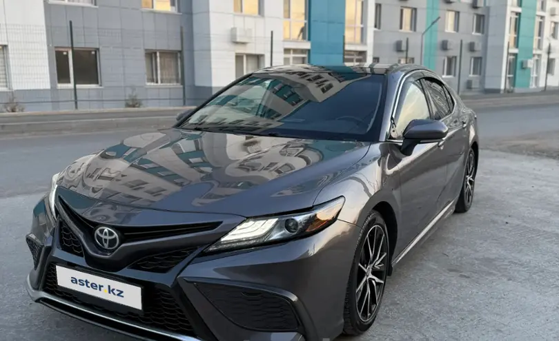 Toyota Camry 2021 года за 17 700 000 тг. в Алматы