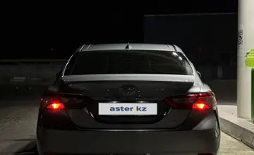 Toyota Camry 2019 года за 13 950 000 тг. в Алматы фото 4