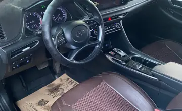 Hyundai Sonata 2019 года за 10 000 000 тг. в Шымкент