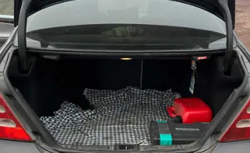 Mercedes-Benz C-Класс 2002 года за 2 650 000 тг. в Карагандинская область фото 4