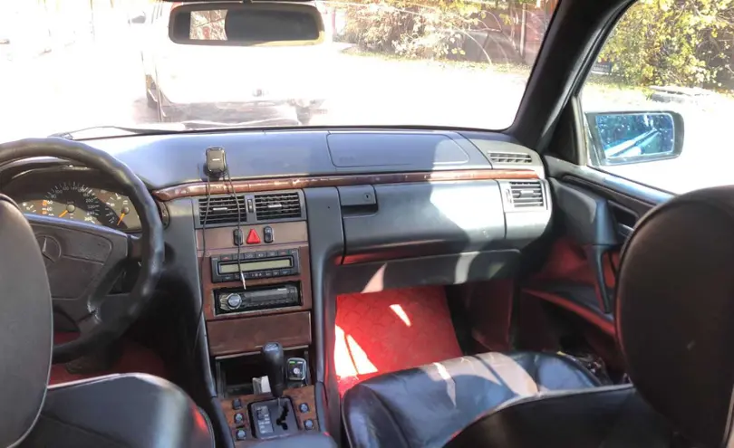 Mercedes-Benz E-Класс 1996 года за 1 900 000 тг. в Алматинская область