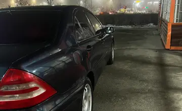 Mercedes-Benz C-Класс 2002 года за 2 800 000 тг. в Алматы фото 4