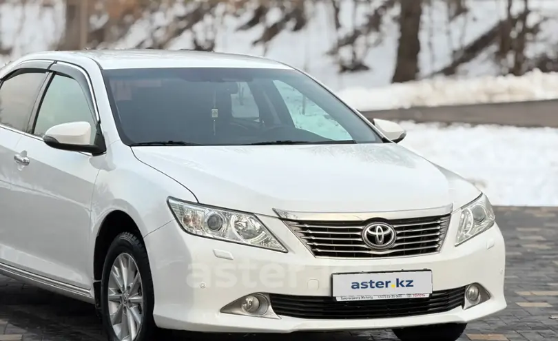 Toyota Camry 2012 года за 10 500 000 тг. в Алматы