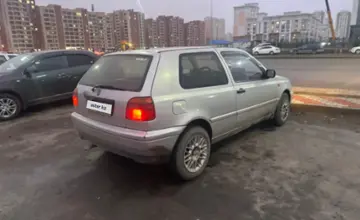Volkswagen Golf 1994 года за 1 200 000 тг. в Астана