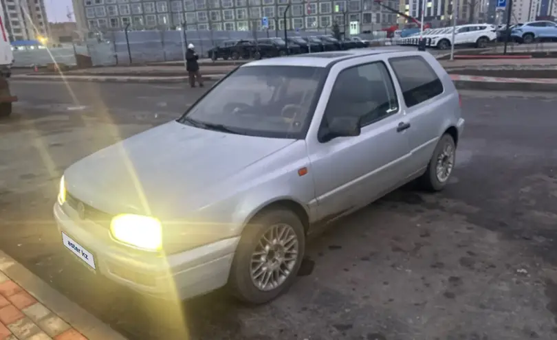 Volkswagen Golf 1994 года за 1 200 000 тг. в Астана