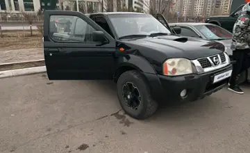 Nissan NP300 2010 года за 4 000 000 тг. в Астана фото 1