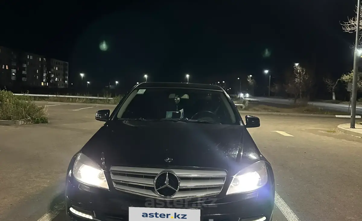 Mercedes-Benz C-Класс 2010 года за 6 650 000 тг. в Астана фото 3