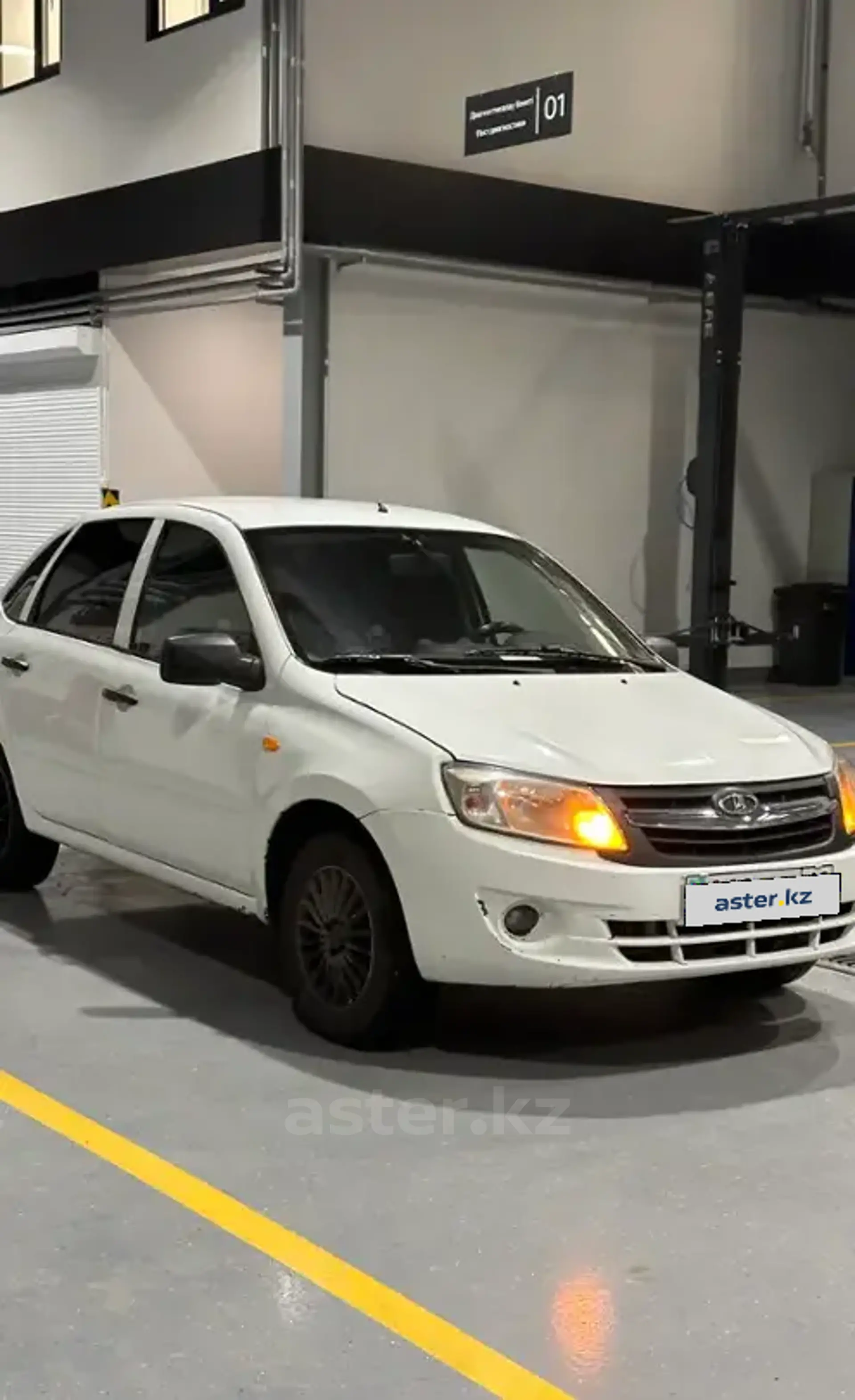 LADA (ВАЗ) Granta 2013 года за 2 000 000 тг. в Астана фото 3