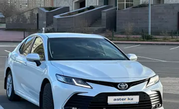 Toyota Camry 2021 года за 14 200 000 тг. в Астана фото 3
