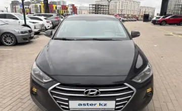 Hyundai Elantra 2018 года за 7 000 000 тг. в Астана фото 2