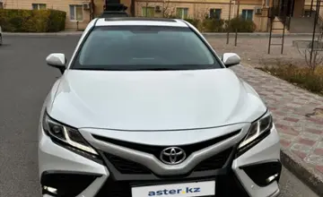 Toyota Camry 2022 года за 14 000 000 тг. в Атырау фото 1
