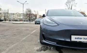 Tesla Model 3 2022 года за 17 000 000 тг. в Алматы фото 3