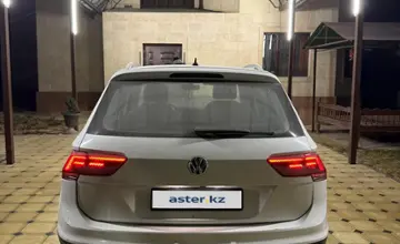 Volkswagen Tiguan 2017 года за 8 500 000 тг. в Шымкент фото 4