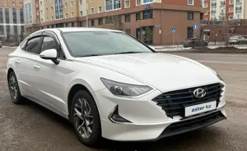 Hyundai Sonata 2021 года за 10 700 000 тг. в Астана фото 4