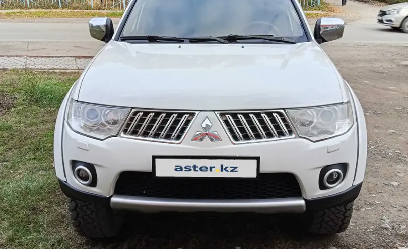 Mitsubishi Pajero Sport 2012 года за 9 000 000 тг. в Усть-Каменогорск