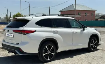 Toyota Highlander 2021 года за 22 000 000 тг. в Алматы