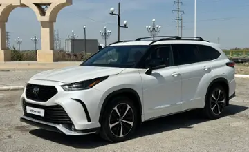 Toyota Highlander 2021 года за 22 000 000 тг. в Алматы фото 1