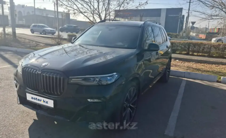 BMW X7 2022 года за 70 000 000 тг. в Шымкент фото 1