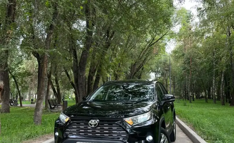 Toyota RAV4 2020 года за 16 000 000 тг. в Алматы