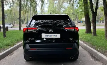 Toyota RAV4 2020 года за 16 000 000 тг. в Алматы фото 4