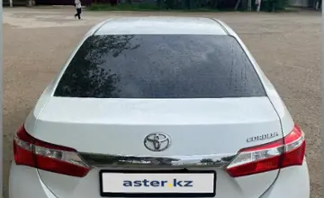 Toyota Corolla 2018 года за 8 500 000 тг. в Актобе фото 2