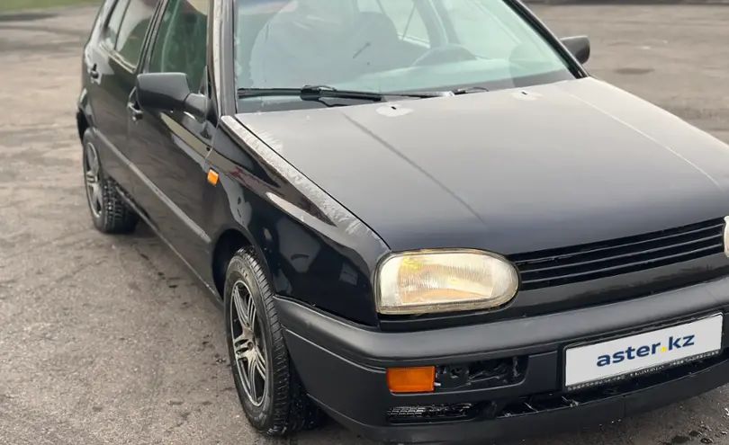 Volkswagen Golf 1994 года за 1 500 000 тг. в Алматы фото 2