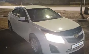 Chevrolet Cruze 2013 года за 3 800 000 тг. в Караганда фото 3