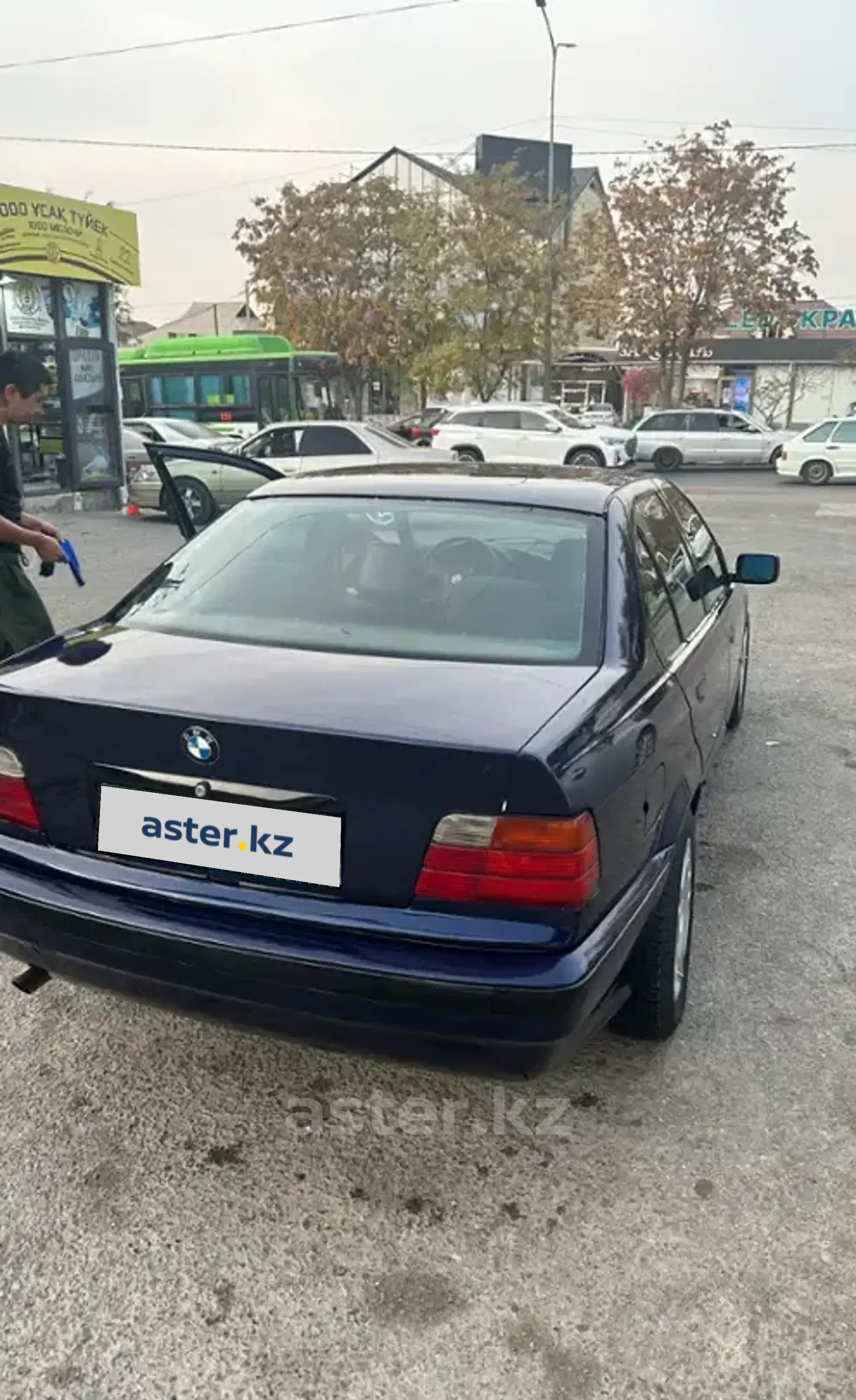 BMW 3 серии 1991 года за 1 800 000 тг. в Шымкент фото 2